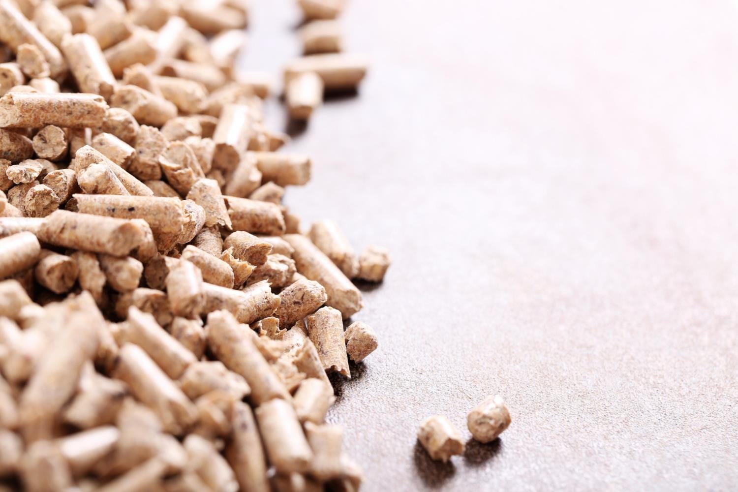 Biomassa para energia: pesquisa com glicerina melhora uso de pellets na agroindústria
