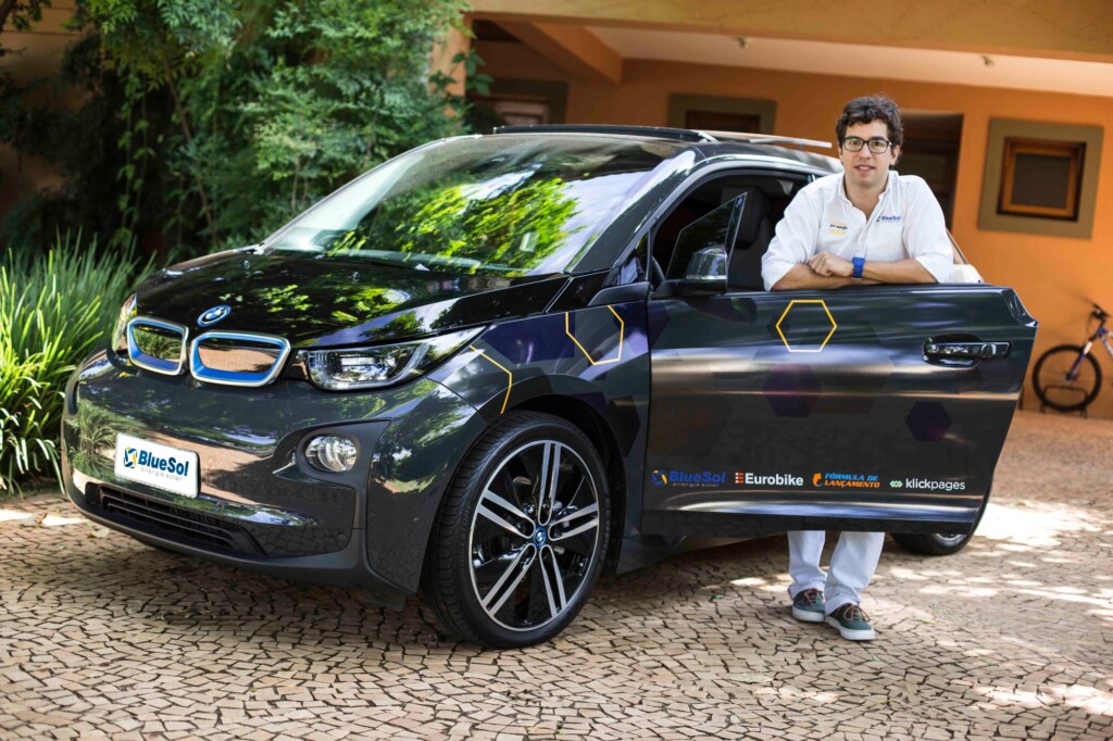 Empresário vai percorrer 3.500 Km com veículo elétrico para gravar documentário #MovidosPorEnergiaSolar  