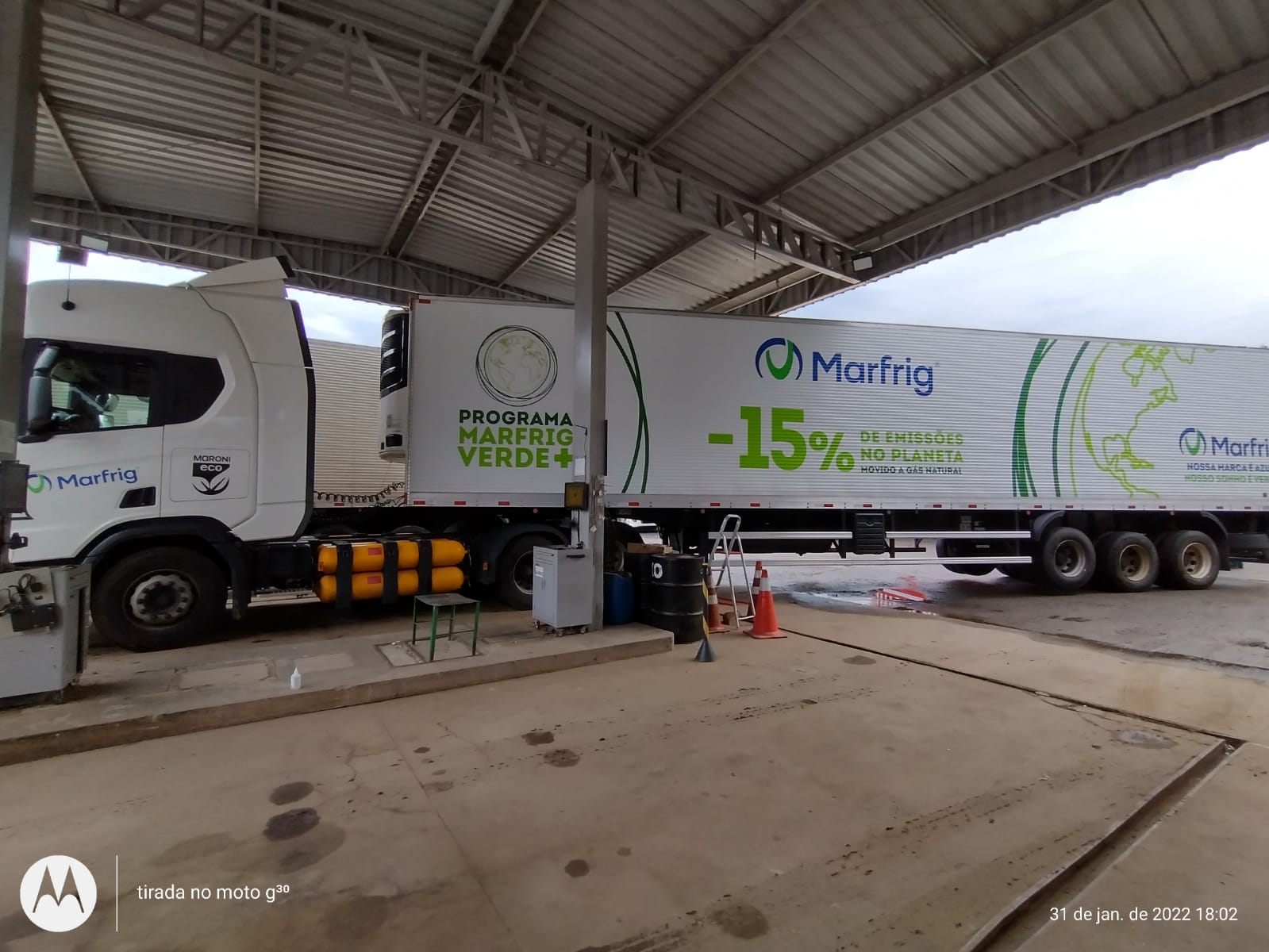 Marfrig testa primeira carreta movida a gás natural Marfrig testa primeira carreta movida a gás natural
