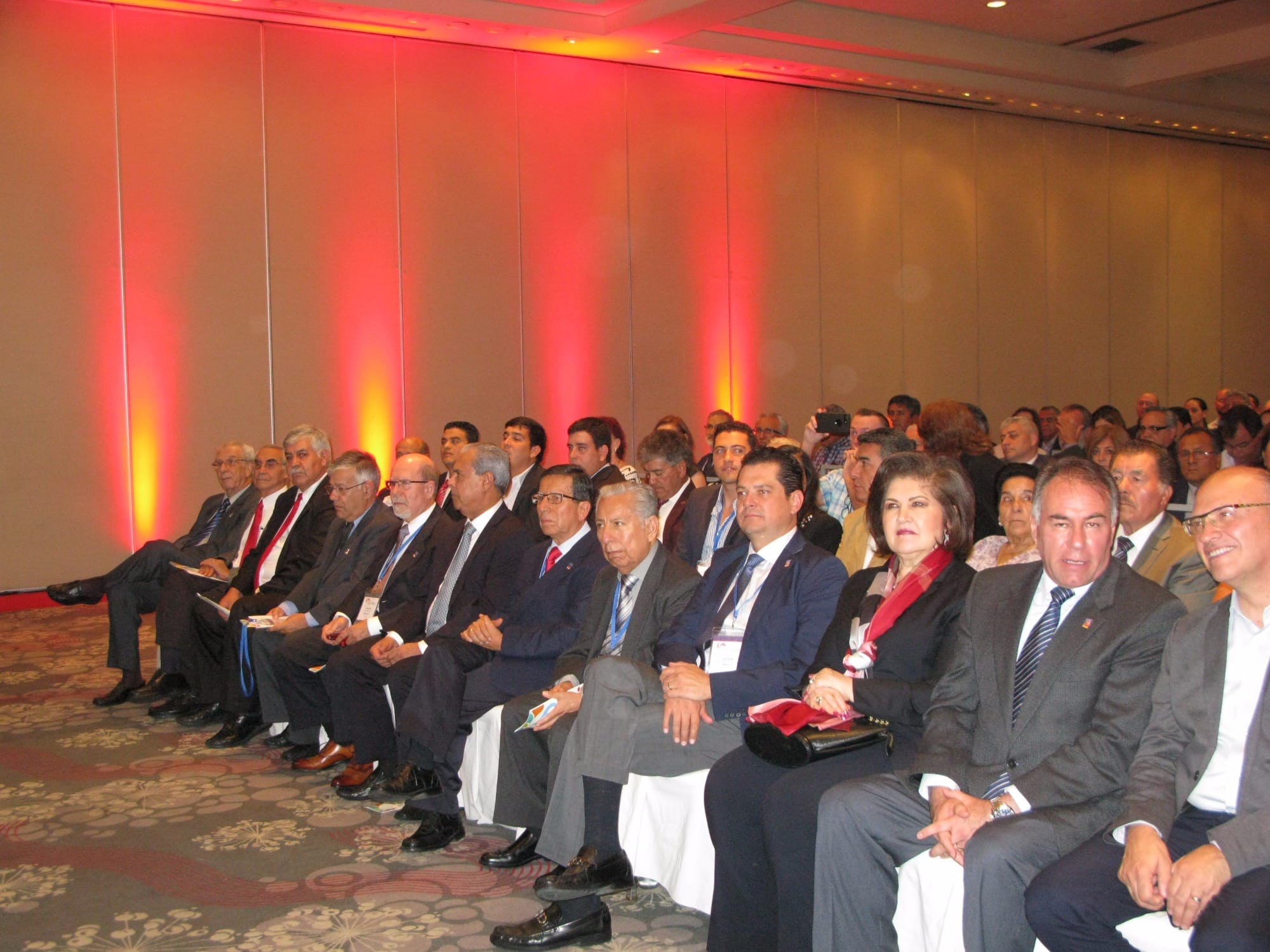 Noite de Premiações no XXV Congresso Latino reuniu personalidades técnicas e empresarias