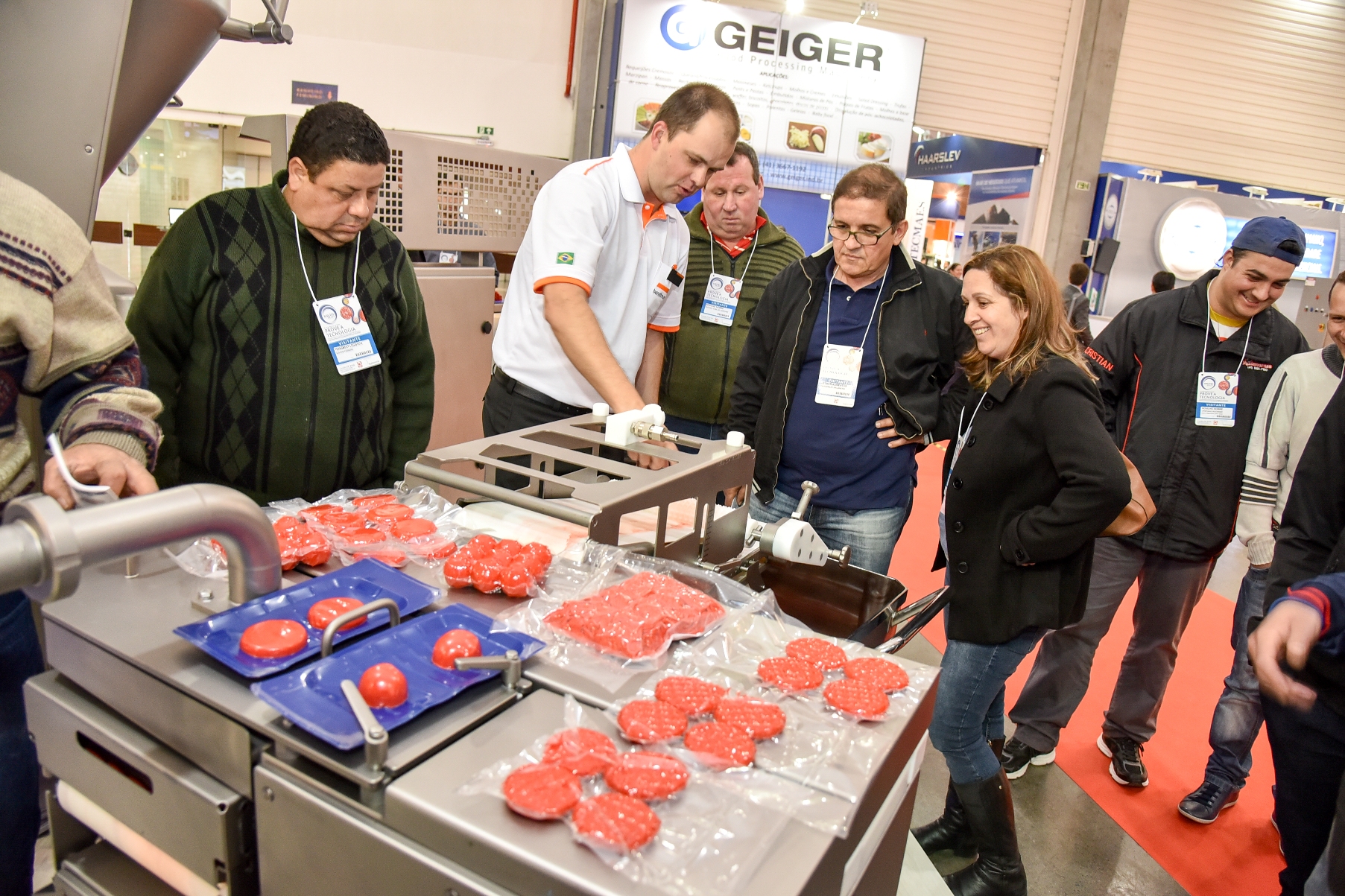 Qualidade técnica e de negócios confirma sucesso da Anutec Brazil 2016