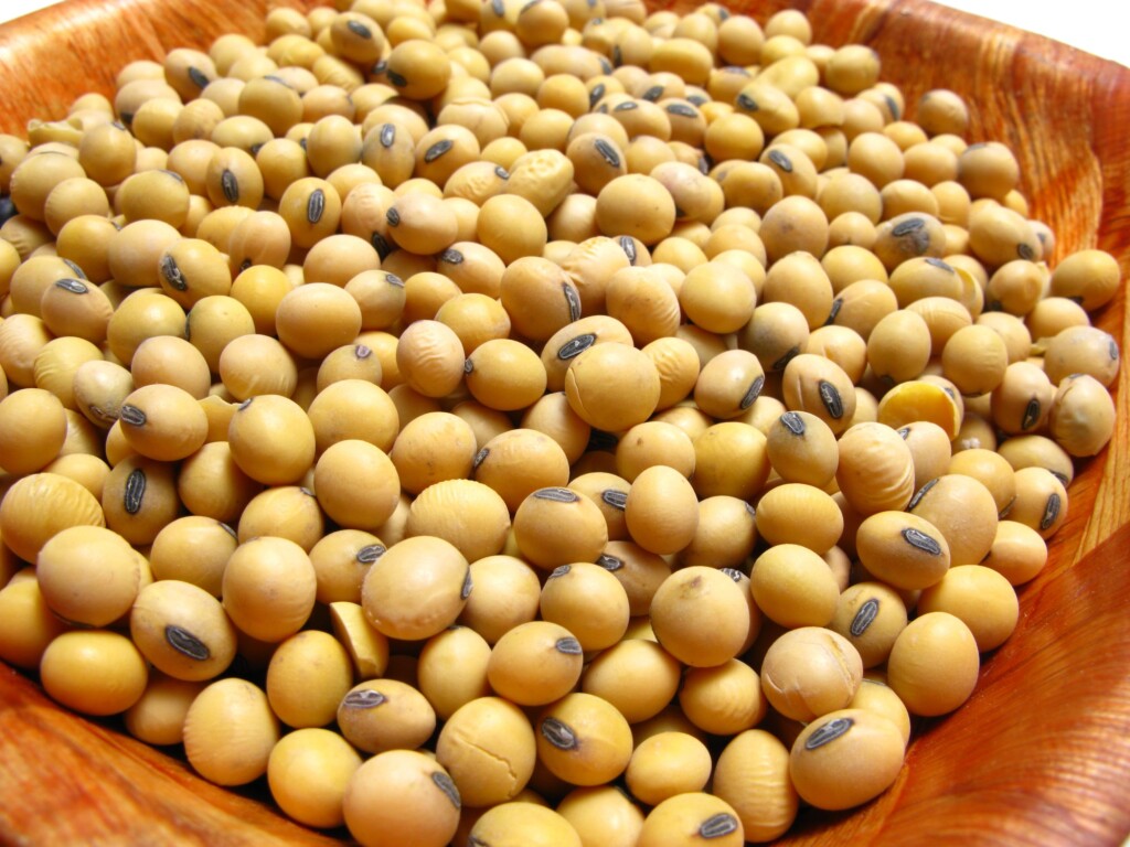 Colheita de soja atinge 71% de área cultivada em safra 2017/18