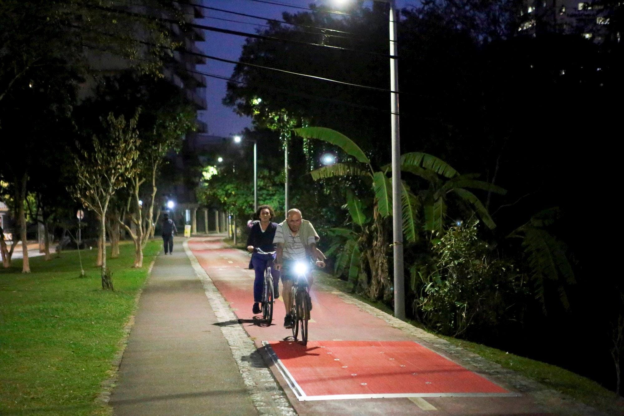 Curitiba inicia testes de piso gerador de energia Curitiba inicia testes de piso gerador de energia