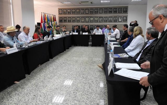 Recolhimento de carcaças é debatido em nova reunião