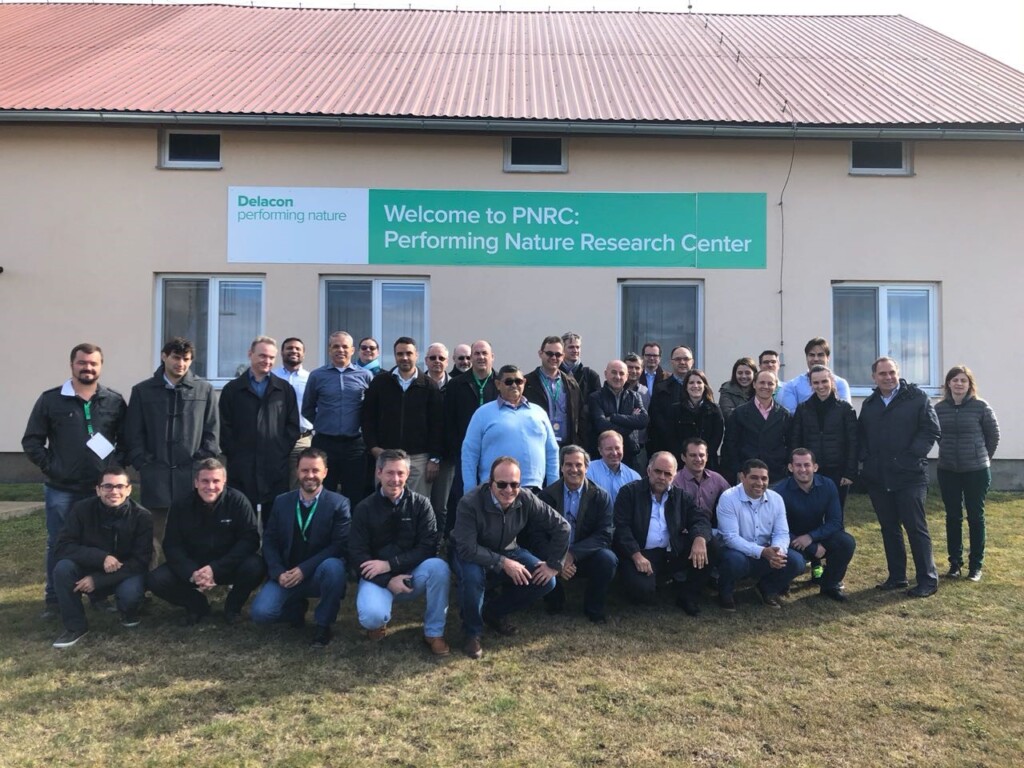 Nutron realiza viagem técnica para clientes de aves e suínos