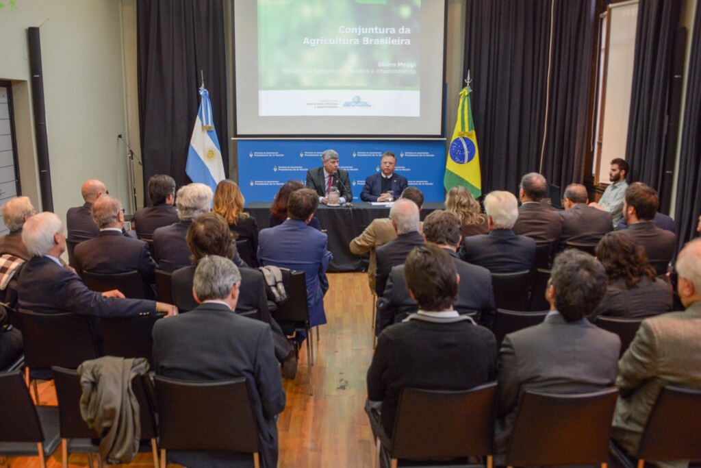 Brasil e Argentina anunciam intenção de trabalhar juntos para aumentar exportações agrícolas