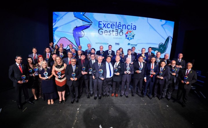 Cooperativas paranaenses são premiadas pelo Sistema OCB