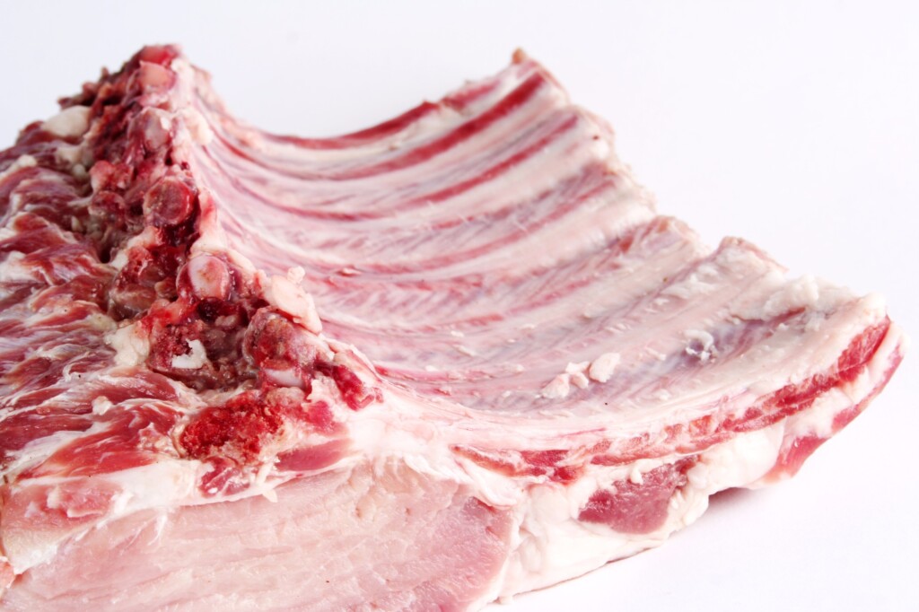 China leiloa 10.000 toneladas de carne suína em 30 de julho