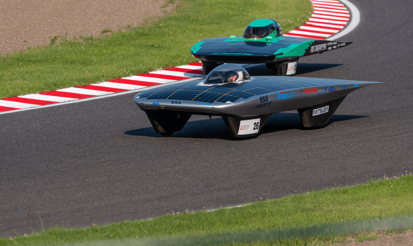 Carro solar movido a painéis da Trina Solar chega   em 1º lugar na Corrida Solar da FIA no Japão