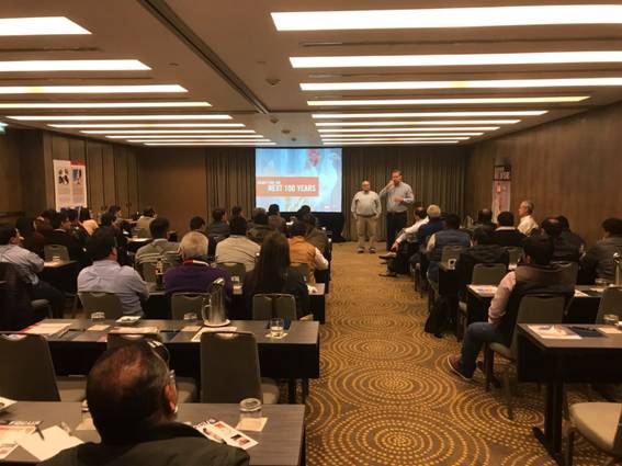 Cobb-Vantress apresenta Macho MV para clientes do Pacto Andino