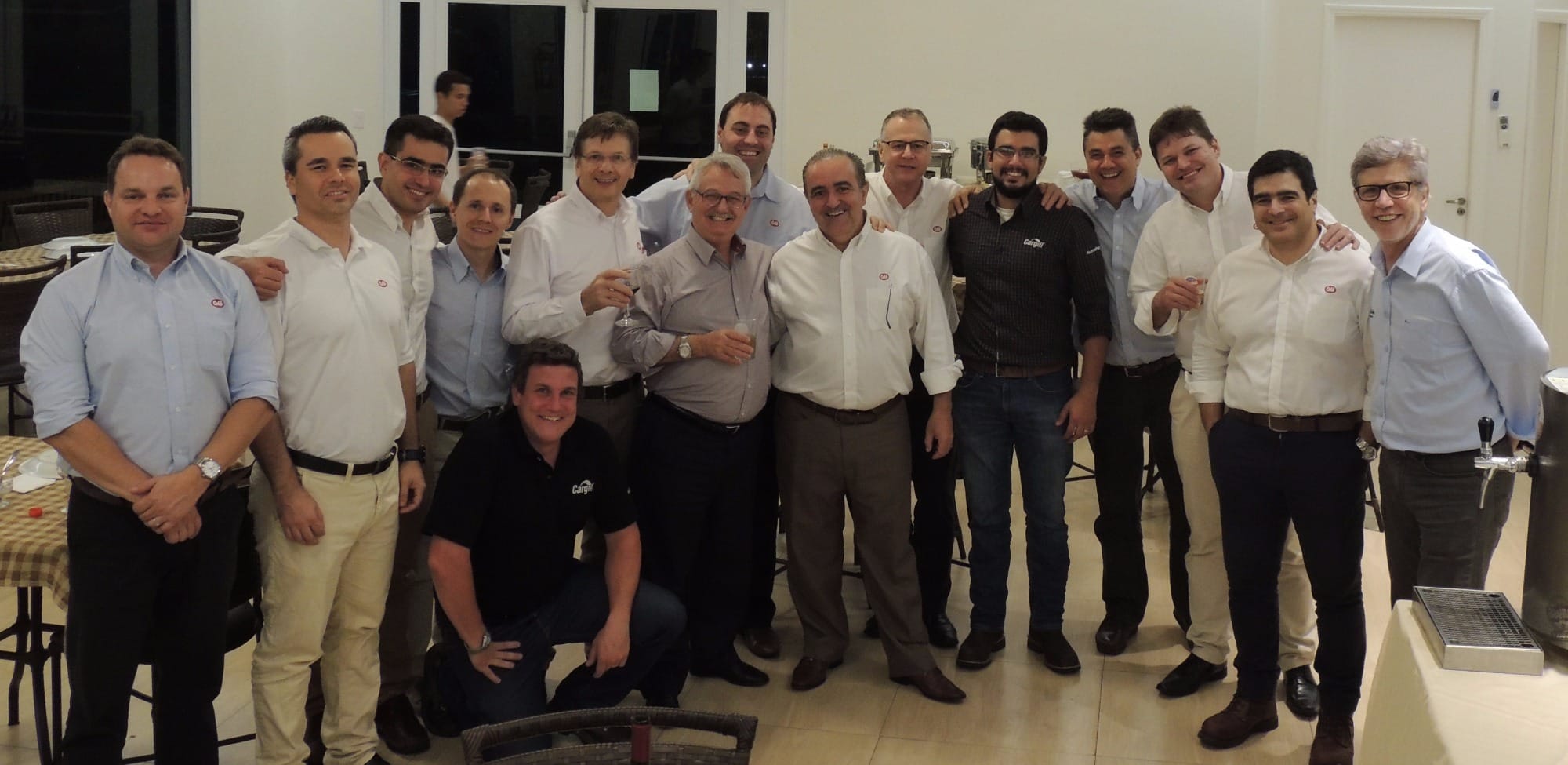 Cobb-Vantress realiza encontro com especialistas do Serviço Técnico