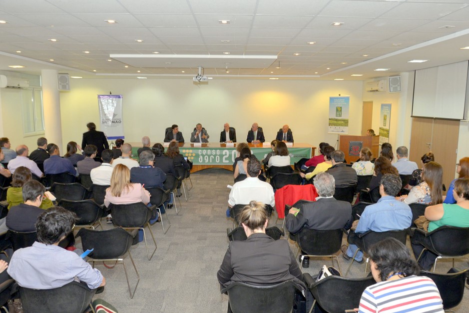Secretaria de Agricultura e entidades do segmento apoiam a realização do Censo Agro 2017