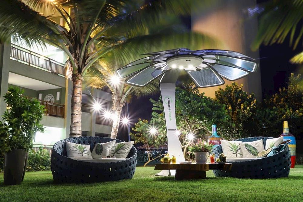 Mobiliário urbano com energia solar ativa música e iluminação