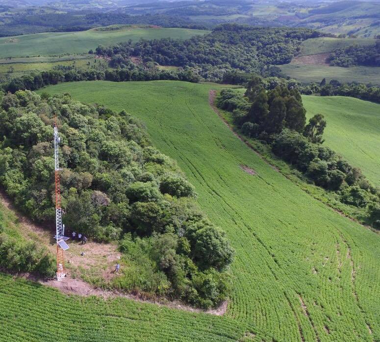 Santa Catarina investe em internet e telefonia móvel para o meio rural