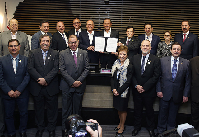 Skaf e Alckmin assinam manifesto de apoio ao programa de biocombustíveis