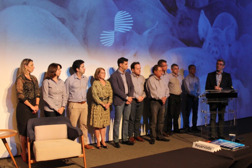 Confira a cobertura do lançamento da vacina Safesui circovirus