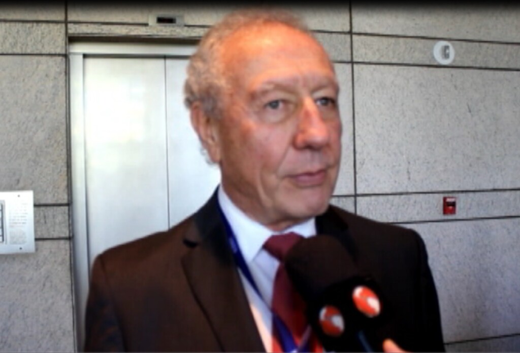 Para Brasil garantir competitividade dólar precisa se manter em R$ 3,50