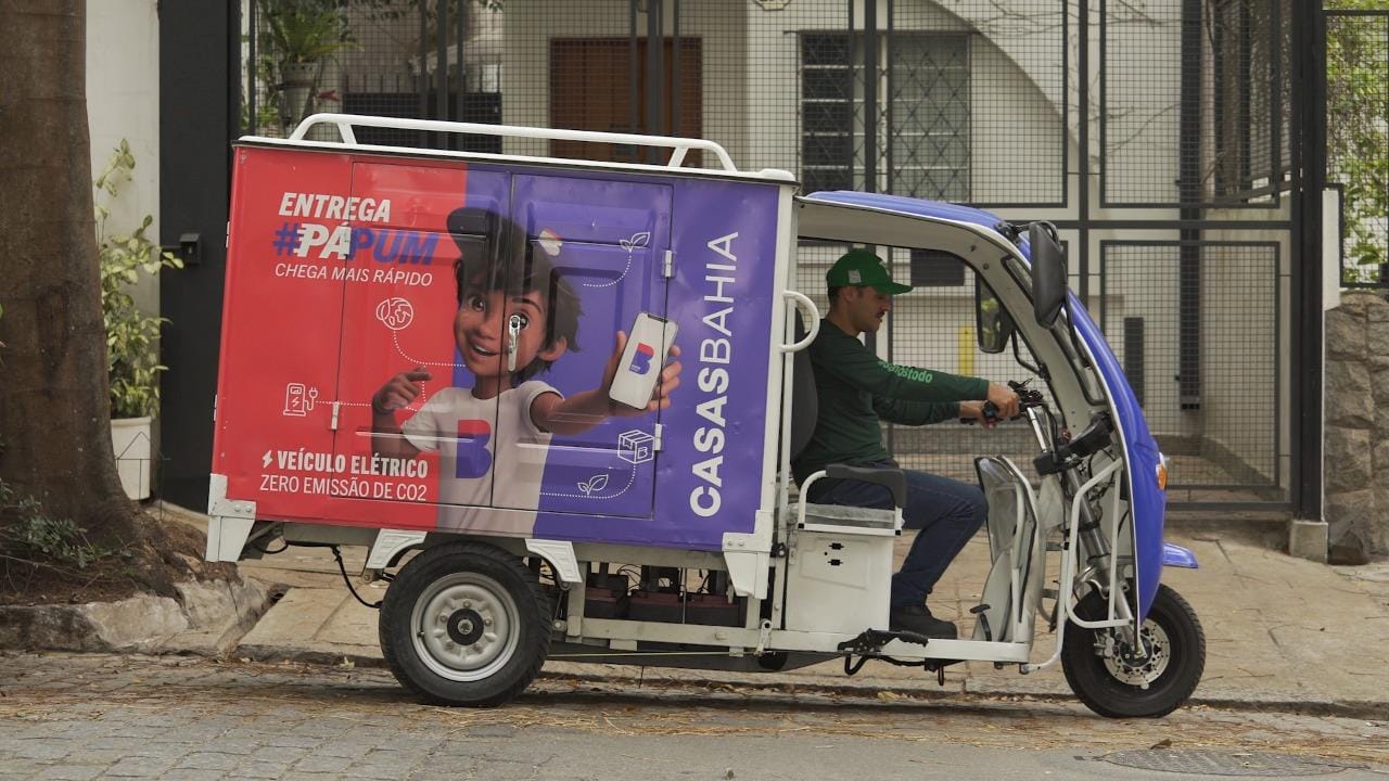 Casas Bahia aposta em tuk tuks elétricos como mais uma iniciativa de redução de CO2