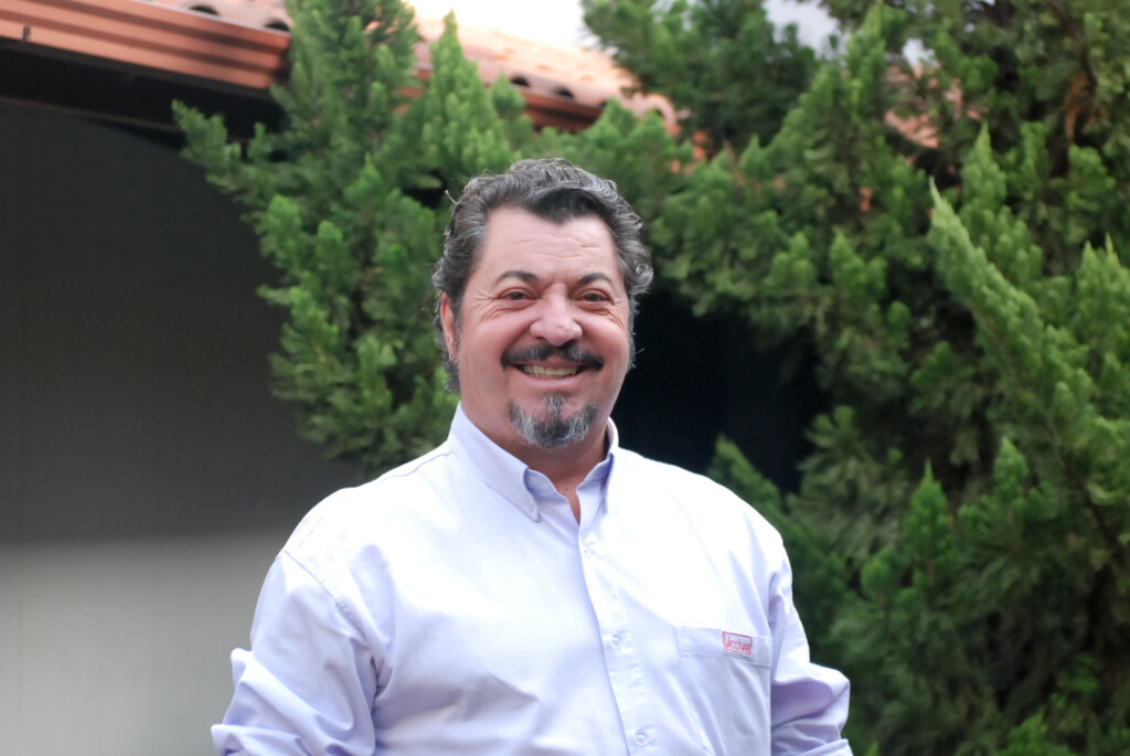 Vaccinar apresenta novo assessor técnico-aves