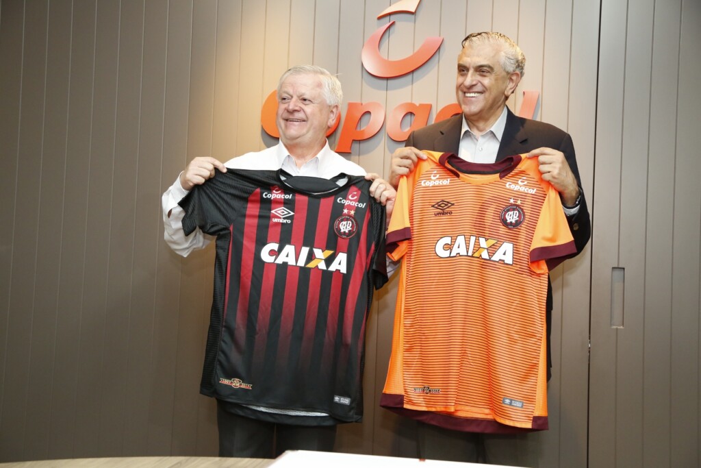 Cooperativa agroindustrial estampará marca nas camisas do Atlético Paranaense