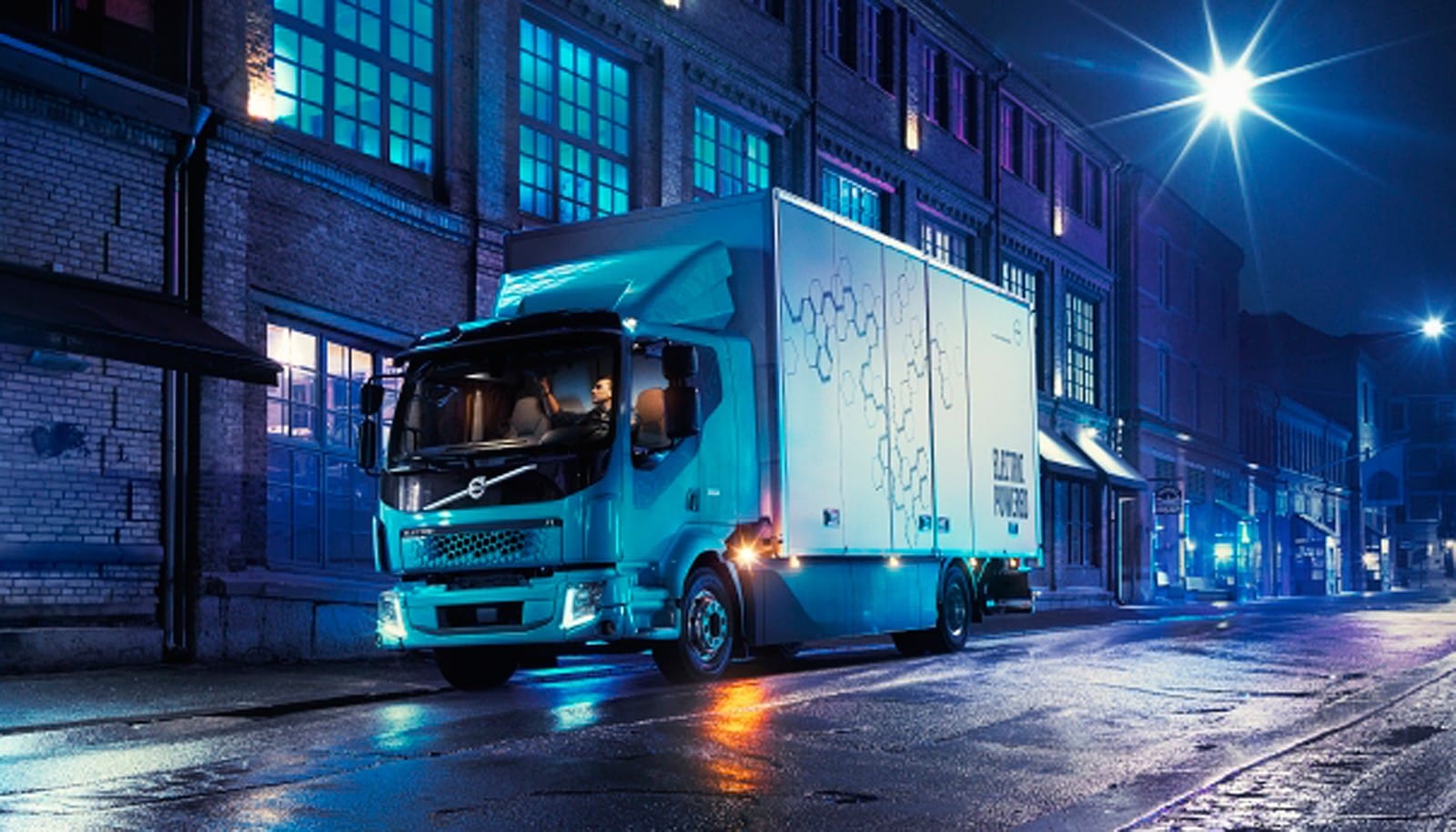 Volvo lança seu primeiro caminhão 100% elétrico Volvo lança seu primeiro caminhão 100% elétrico
