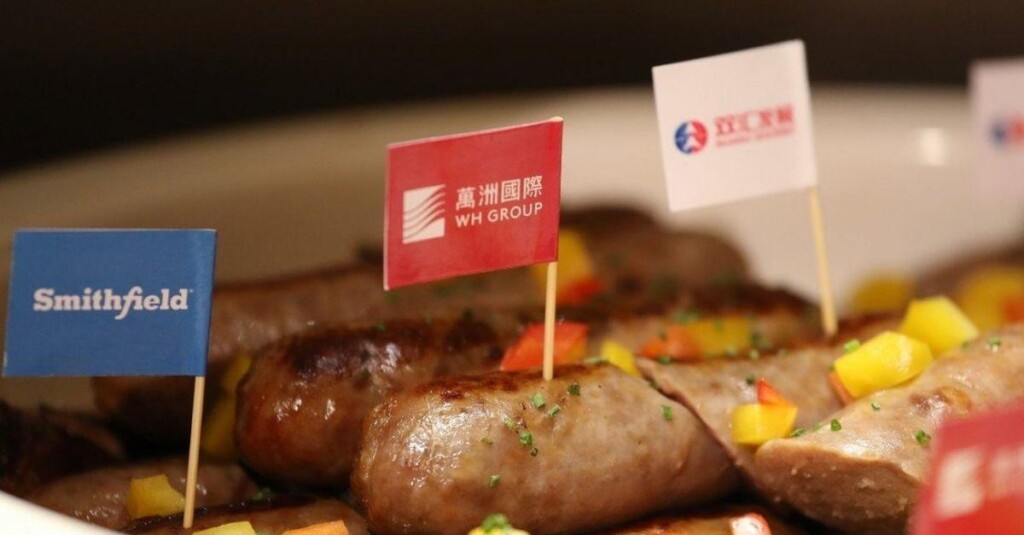 O fundador do WH Group pede demissão, deixando o maior produtor de carne suína do mundo sem um sucessor