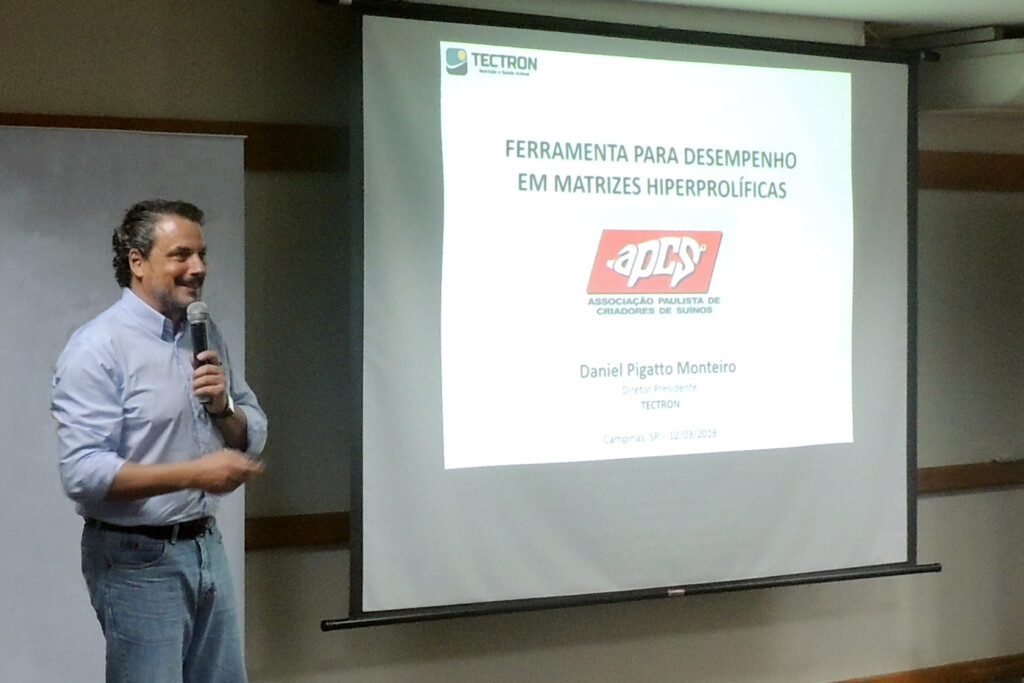 Presidente da Tectron palestra sobre matrizes hiperprolíficas
