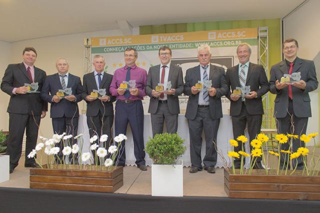 Reconduzida ao cargo Diretoria da ACCS busca fortalecer discussões sobre futuro do agro