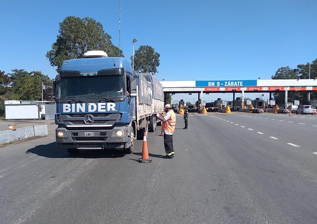 Argentina: Inspeção de transporte de alimentos e animais nas rotas do norte de Buenos Aires