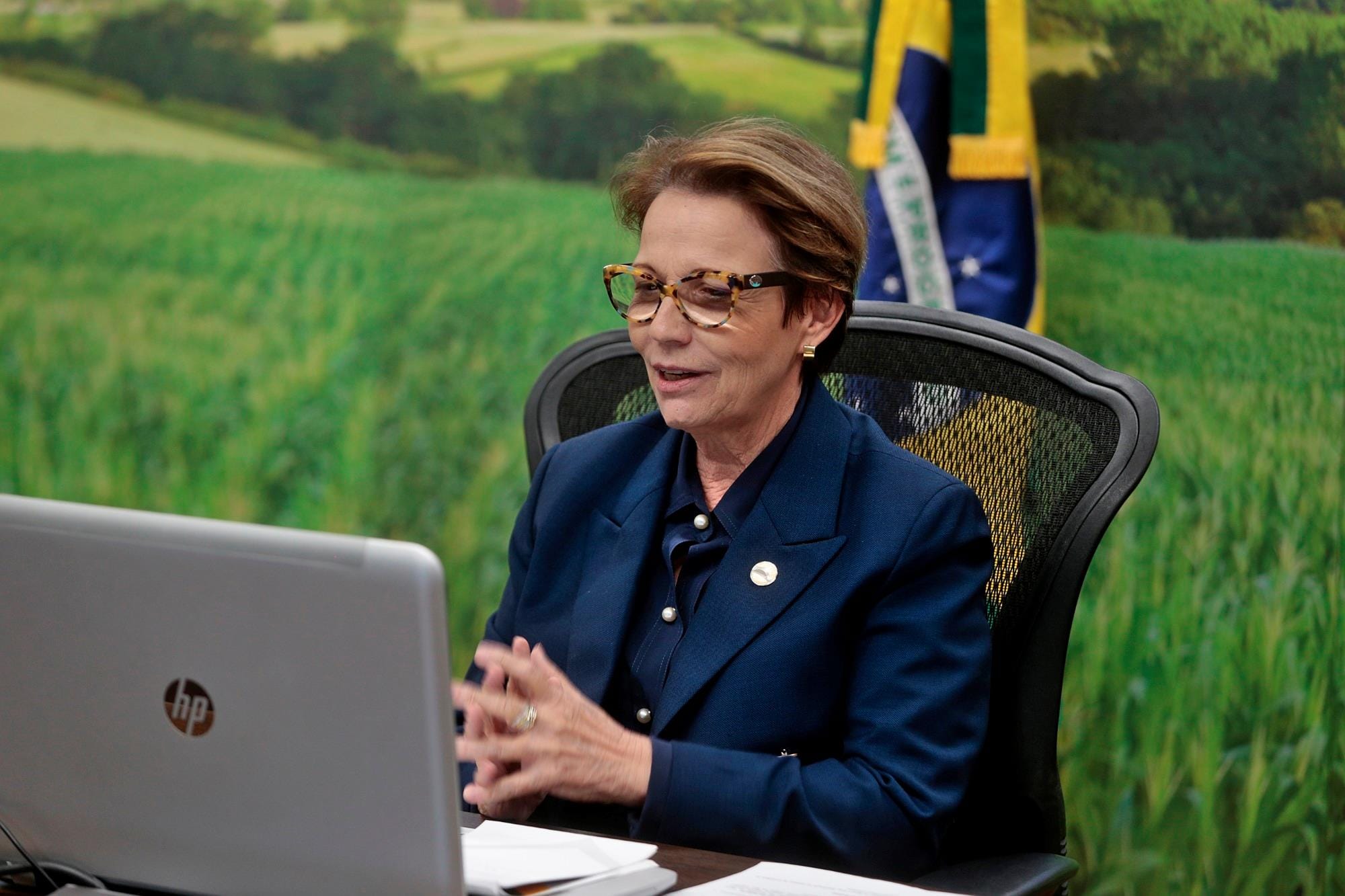 Ministra Tereza Cristina abre cerimônia do Prêmio Quem é Quem