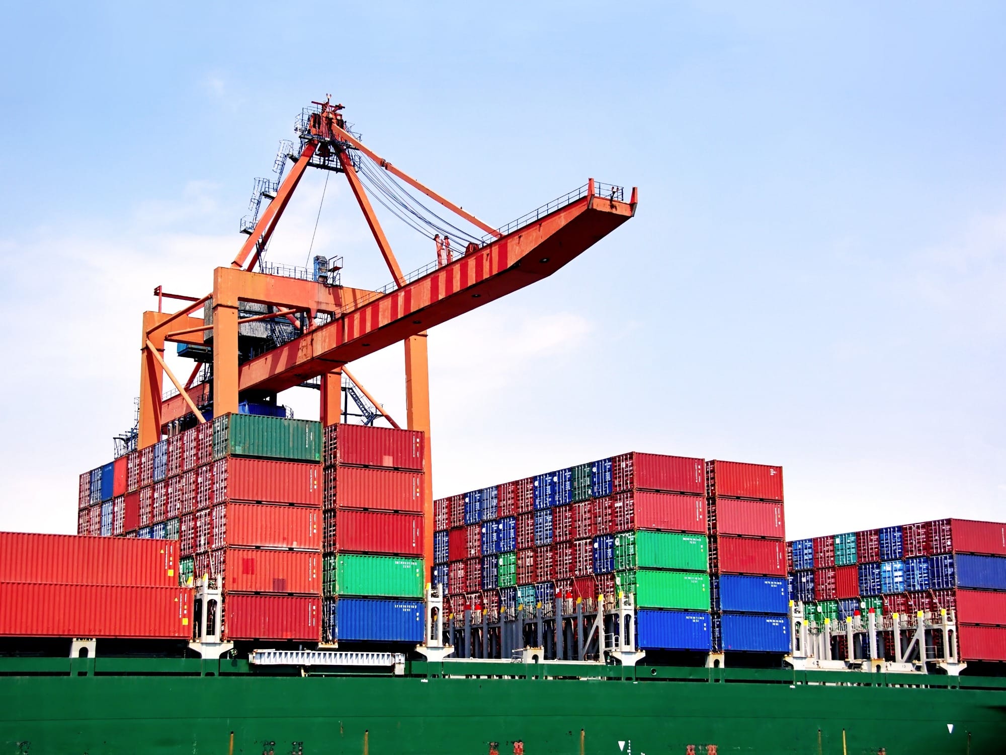 China e Hong Kong são responsáveis por 48% das exportações