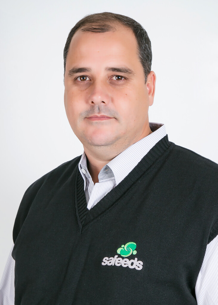 Safeeds contrata profissional para atuar na área de monogástricos
