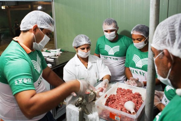 Mato Grosso oferece curso para beneficiamento de carne suína