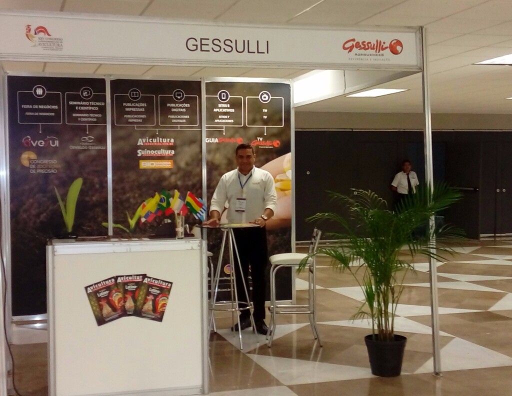 Empresas são destaque no 2º dia do Congresso Latino-Americano de Avicultura