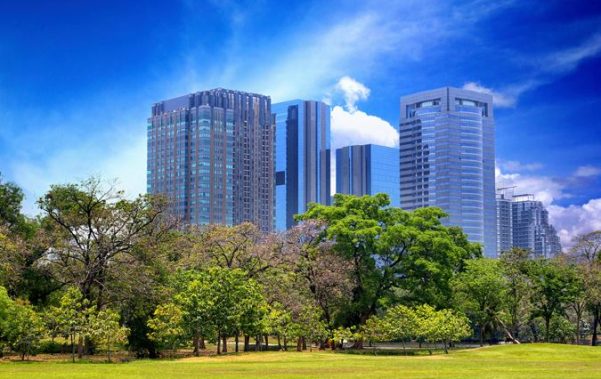 Película de vidro flexível produz cinco vezes mais energia solar do que as tecnologias atuais