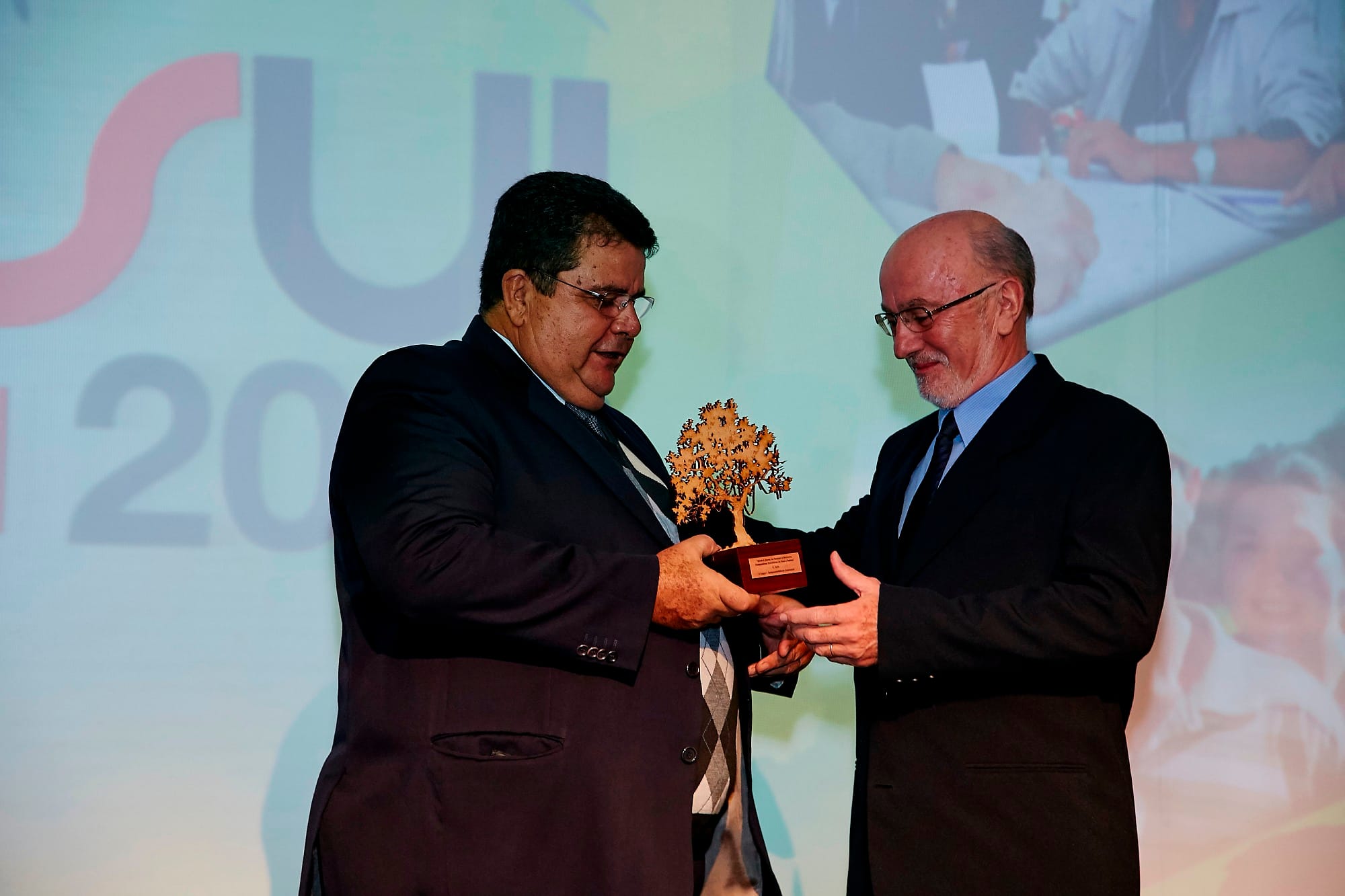 Aurora recebe prêmio pelo desempenho financeiro na AveSui 2016