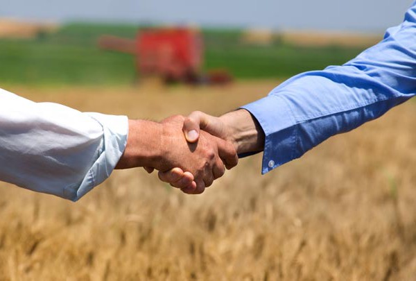 Comportamento do setor Agro Brasileiro no ano de 2016  – por Dr. Carlos Henrique Orssatto