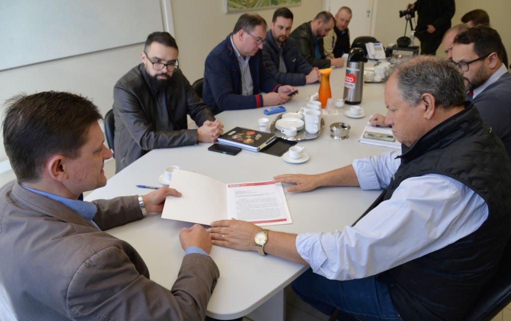 Languiru busca audiência no Ministério da Agricultura