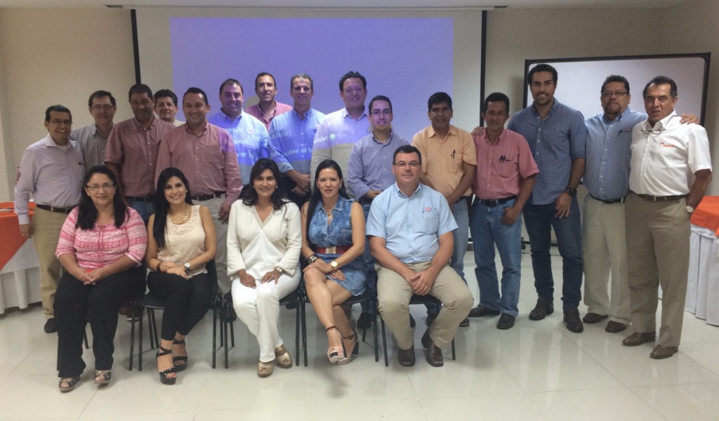 Cobb-Vantress promove Ronda Técnica com empresários da Colômbia