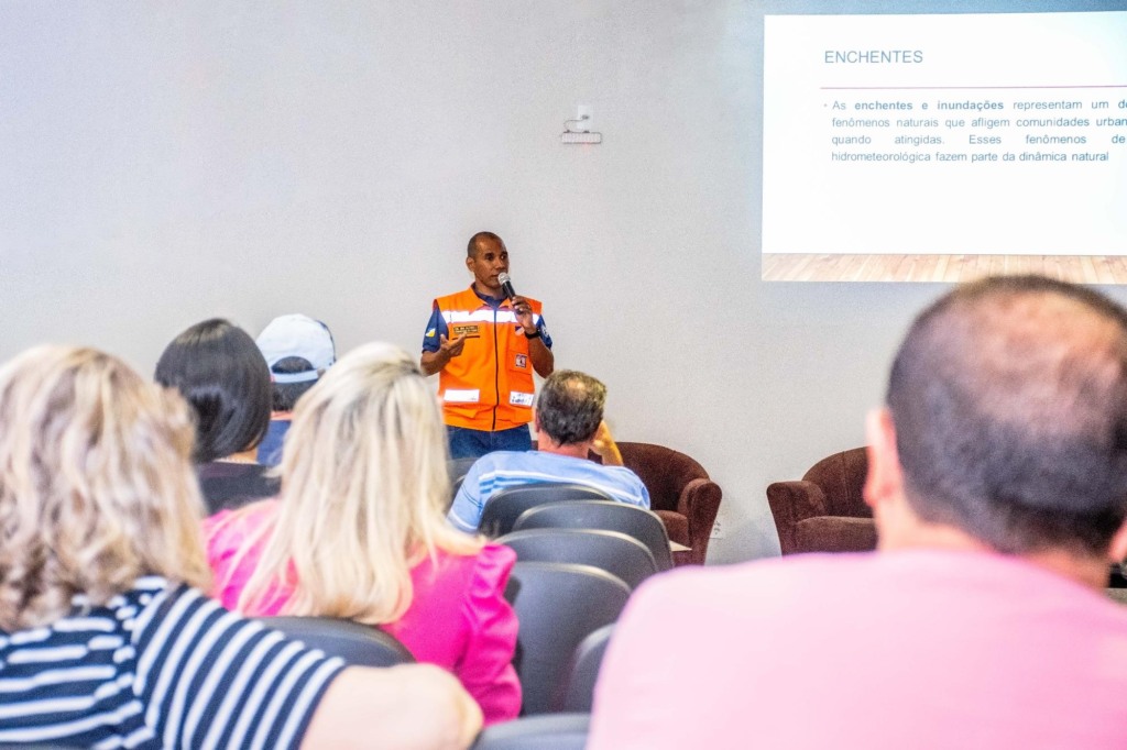 Adapec qualifica servidores de Unidades Veterinárias Locais em Emergência Sanitária