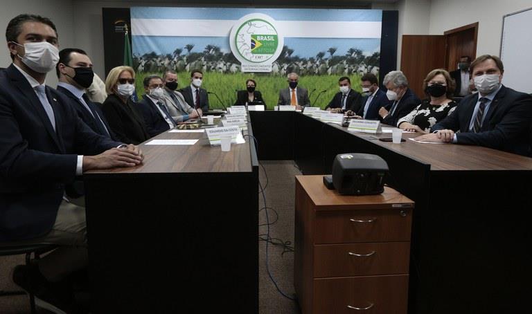 Brasil tem mais seis estados reconhecidos como áreas livres de febre aftosa sem vacinação