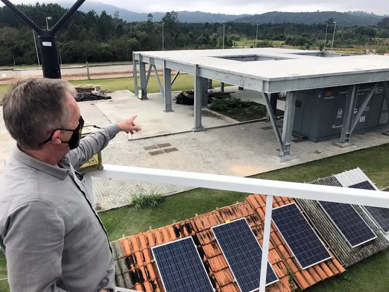 UFSC inicia produção de hidrogênio verde por meio de energia solar