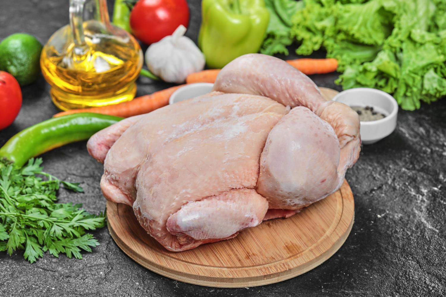 Cotações da carne de frango cedem devido à menor demanda