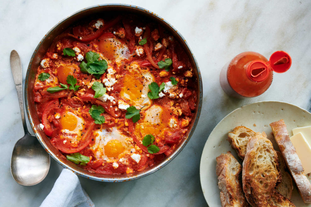 Shakshuka: a receita completa para aproveitarmos o dia do ovo