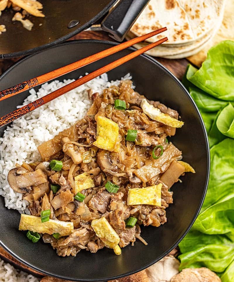 Carne de porco Moo Shu: uma receita típica do norte da China mas com coração brasileiro