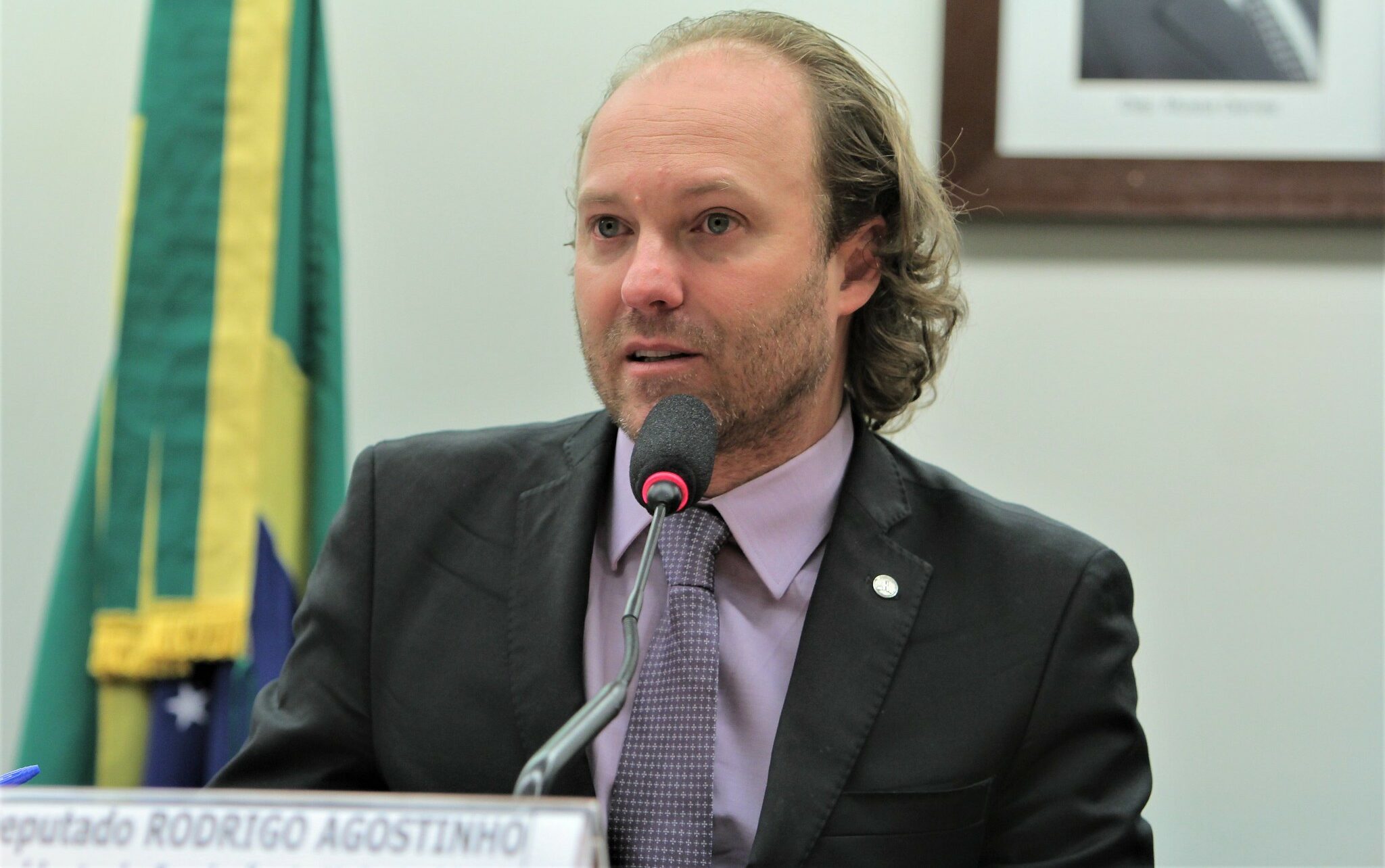 “Queimou a propriedade, não vai mais conseguir financiamento agrícola”, diz presidente do Ibama