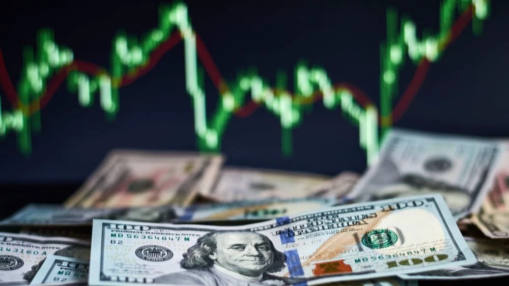 Dólar em Alta e Expectativas de Mercado Ajustadas para essa Quarta-feira