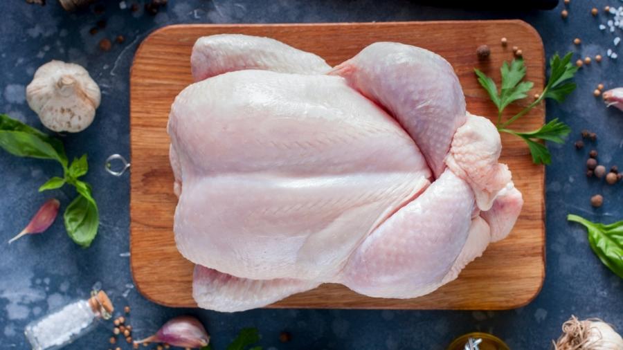Exportações de carne de frango crescem 2% em outubro