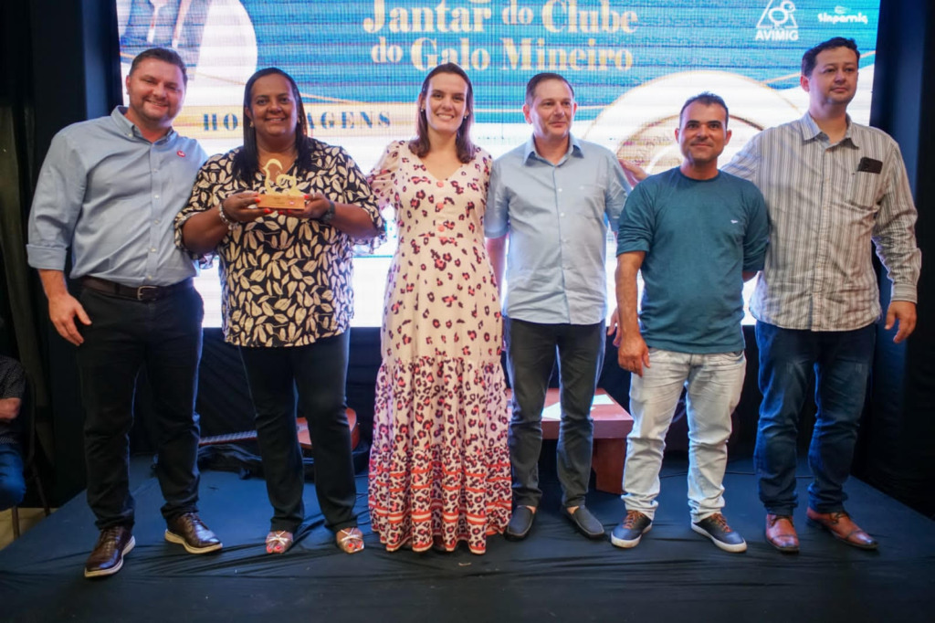 Rivelli tem melhor índice de eclosão em MG e recebe prêmio de Melhores Lotes da Cobb-Vantress