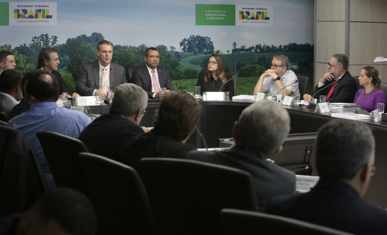 Fávaro participa da conclusão do exercício das Superintendências Federais de Agricultura